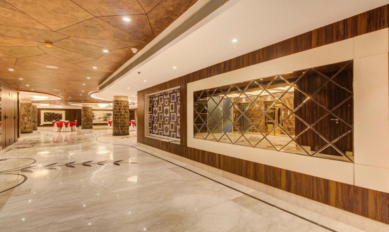 Hotel Treebo Premium Tahoora International Calcuta Exterior foto